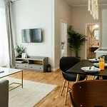 Bright 2br Flat - Palace Hall - Charming Balcony * Bucureşti