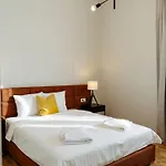 Bright 2br Flat - Palace Hall - Charming Balcony *