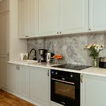 Apartament Bright 2br Flat - Palace Hall - Charming Balcony