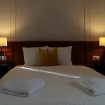 Apartament Bright 2br Flat - Palace Hall - Charming Balcony Bucureşti
