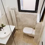 Apartament Bright 2br Flat - Palace Hall - Charming Balcony