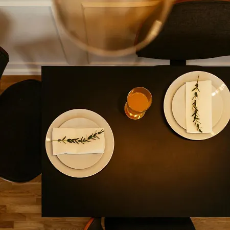 Bright 2br Flat - Palace Hall - Charming Balcony Apartamento Bucarest