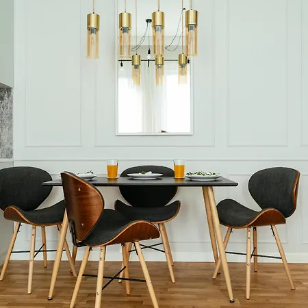 Bright 2br Flat - Palace Hall - Charming Balcony Βουκουρέστι