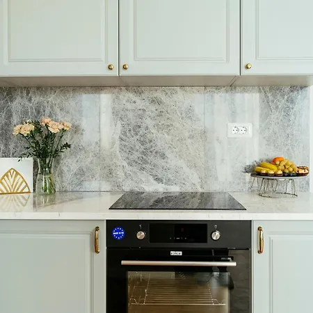 Apartamento Bright 2br Flat - Palace Hall - Charming Balcony