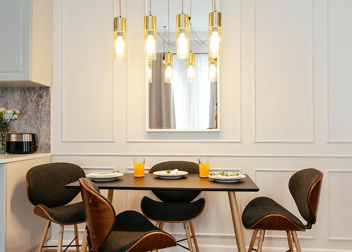 Apartment Bright 2br Flat - Palace Hall - Charming Balcony Bucharest