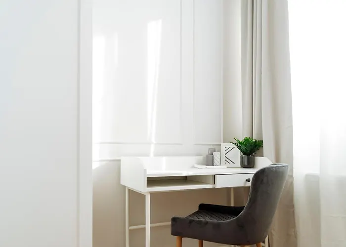 Bright 2br Flat - Palace Hall - Charming Balcony Bukarest