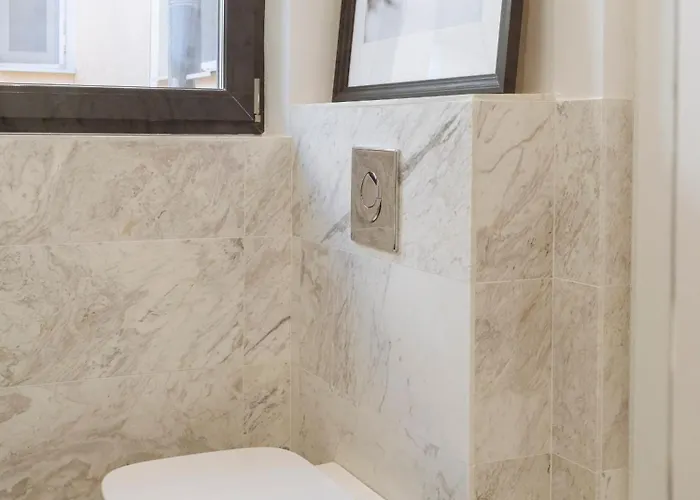 Bright 2br Flat - Palace Hall - Charming Balcony