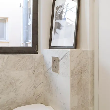 Bright 2br Flat - Palace Hall - Charming Balcony Boekarest