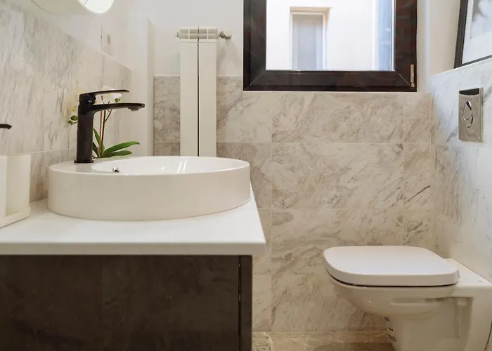 Bright 2br Flat - Palace Hall - Charming Balcony Bucureşti