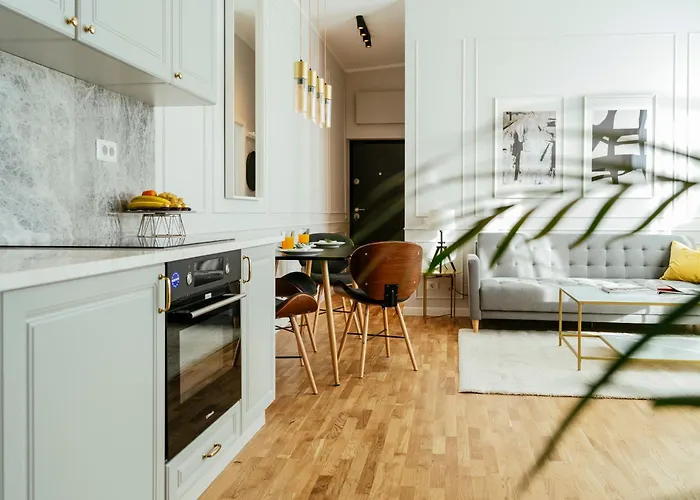 Apartment Bright 2br Flat - Palace Hall - Charming Balcony Bucharest